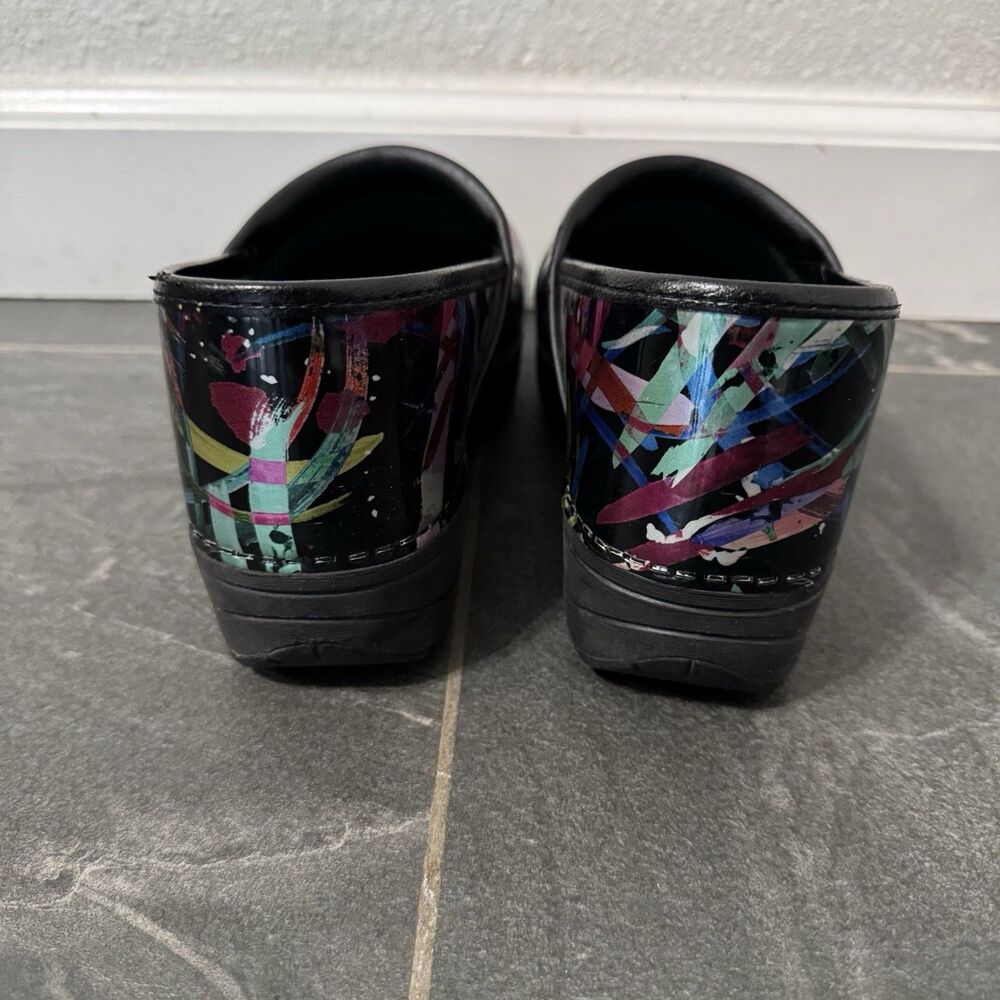 Dansko XP 2.0 Clogs Multi‎ Brushstroke Patent Leather Sz 38 US 8 Artsy Weirdcore - Picture 4 of 6